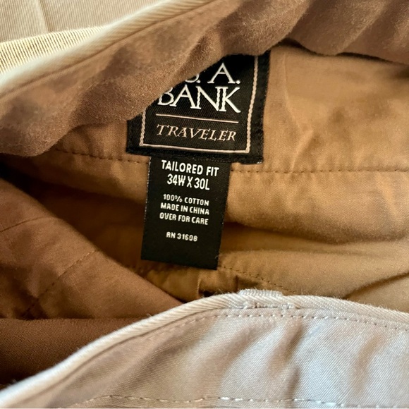 Jos. A. Bank Lot of 4 Men’s Traveler Tailored Fit Pant, 34Wx30L, khaki/navy/tan - Picture 7 of 7